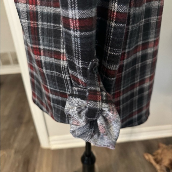Katie Park comfy chic Loggin look  flannel shirt for women in size small - Picture 5 of 11